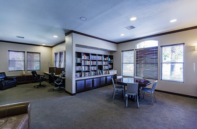 Building Photo - Green Valley Condo