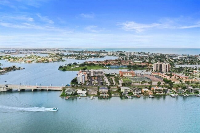 Building Photo - 500 Treasure Island Causeway