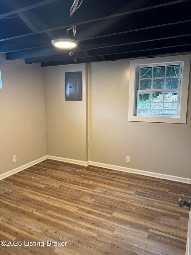 Building Photo - 104 N 45th St