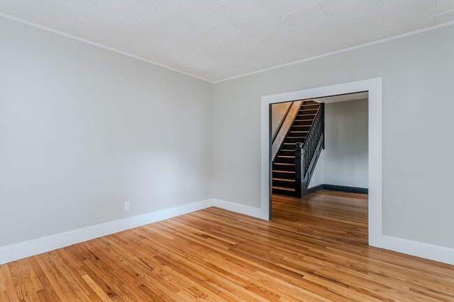 Building Photo - 108-110 Northampton Ave