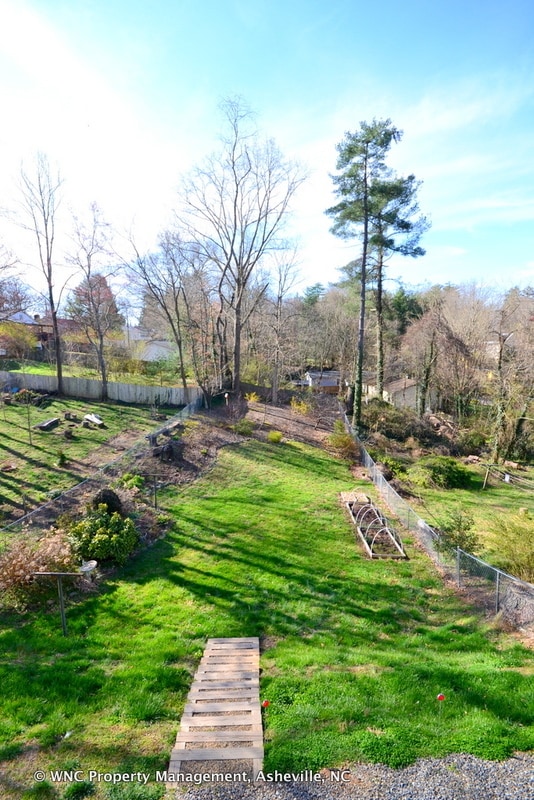 Building Photo - 17 Morris St