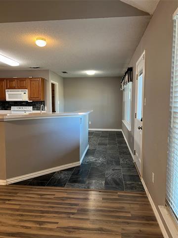 Building Photo - 6015 Harwood Crossing Dr