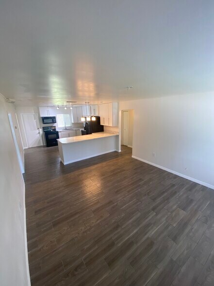 Living room - 5210 Sunrise Blvd