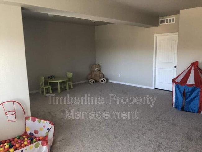 Building Photo - 10814 Warm Sunshine Dr