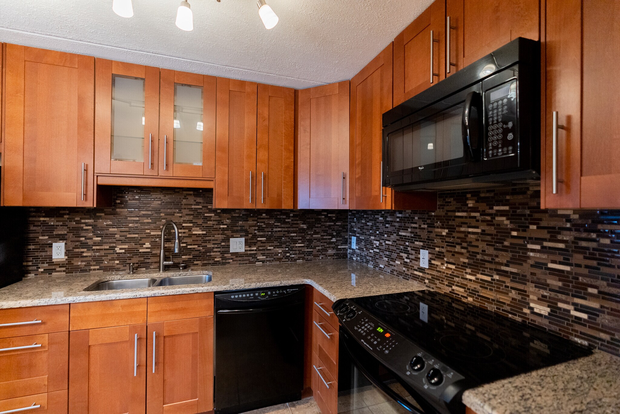 Building Photo - 35300 Woodward Ave