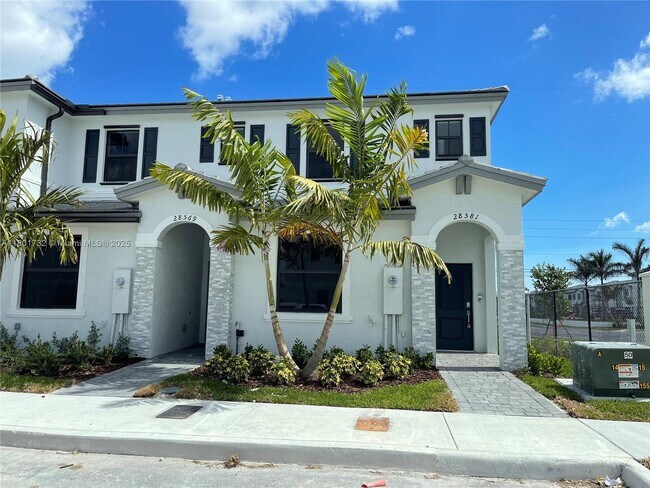 Building Photo - 28581 SW 132nd Ct