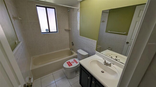 Building Photo - 840 Lake Jackson Cir