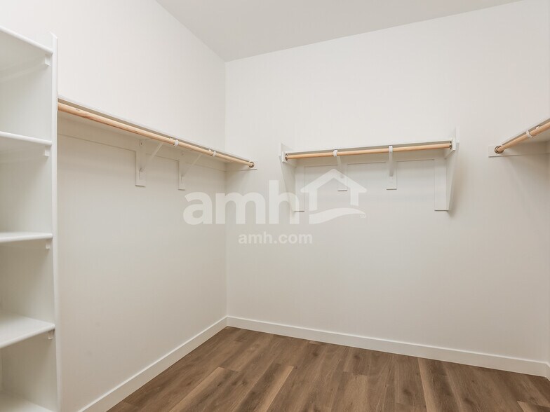 Building Photo - 12286 Thunder Creek Pky