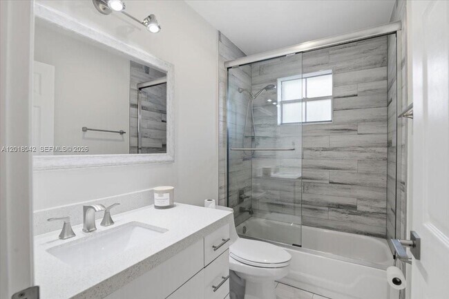 Building Photo - 1135 Oysterwood St