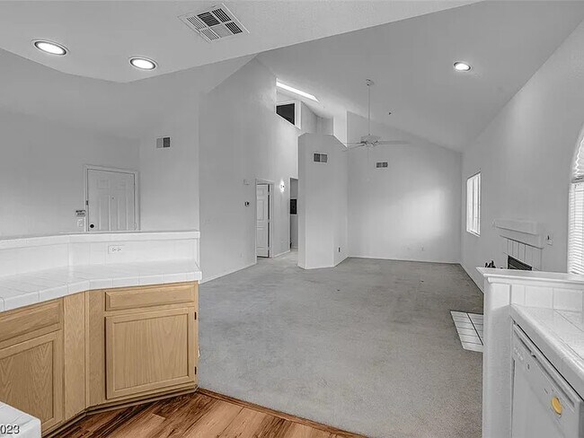 Building Photo - 2925 Wigwam Pky