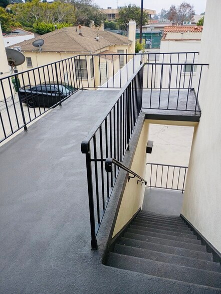 Building Photo - 9111 Cattaraugus Ave