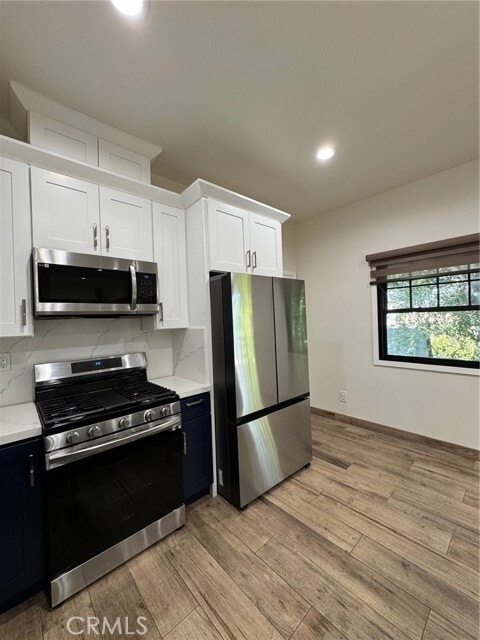 Building Photo - 122 E Brookdale Pl