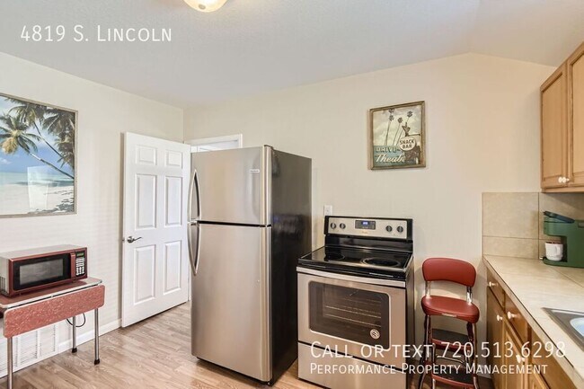 Building Photo - 4819 S. Lincoln-
