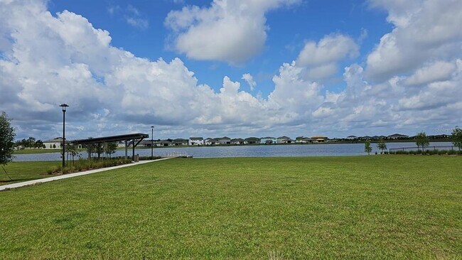 Building Photo - 14803 Milfoil Ave