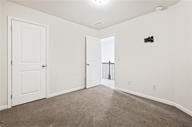 Building Photo - 776 Crestwell Cir