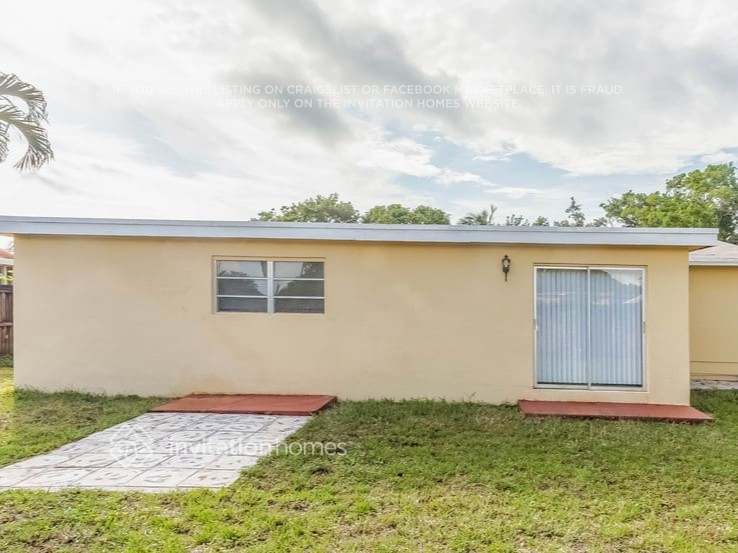 Building Photo - 4825 NW 189th Terrace