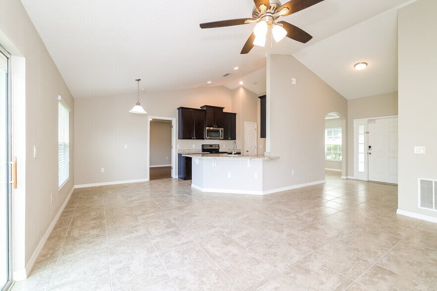 Building Photo - 3042 Drema Dr
