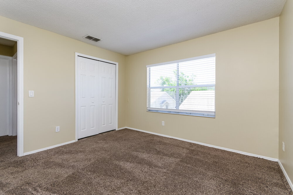 Building Photo - 14580 Laguna Beach Cir