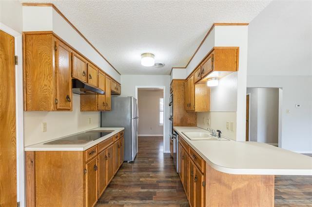 Building Photo - 3826 Crest Way