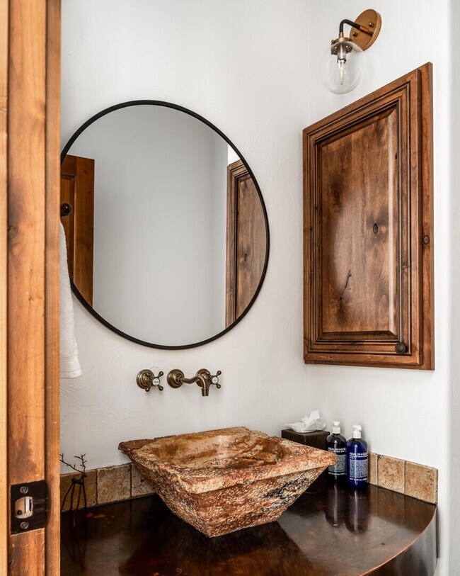 Building Photo - 12 Silver Star Drive