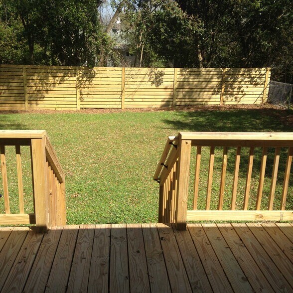 Privacy fence - 1533 Yancey Street