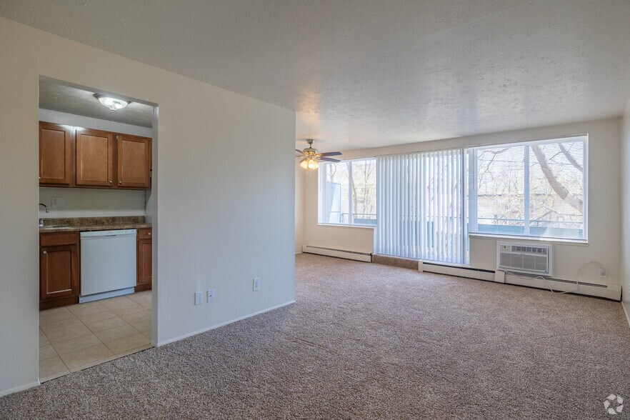 Mystic Creek Apartments 63406350 Stumph Rd Parma Heights OH 44130