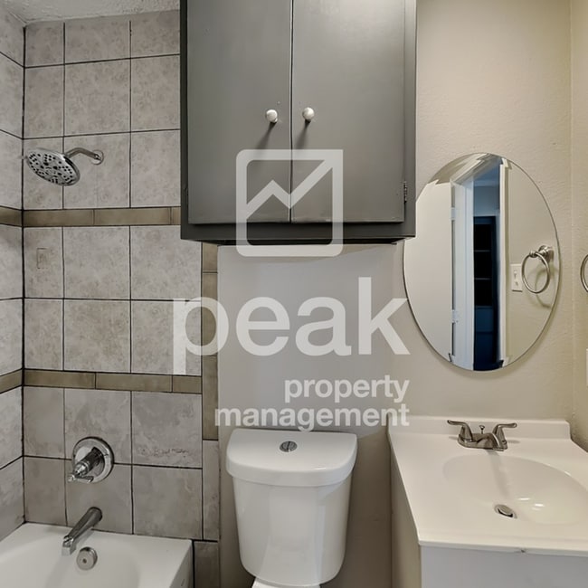 Building Photo - $1699! 3Bed/1 1/2 Bath Home for rent in Ar...