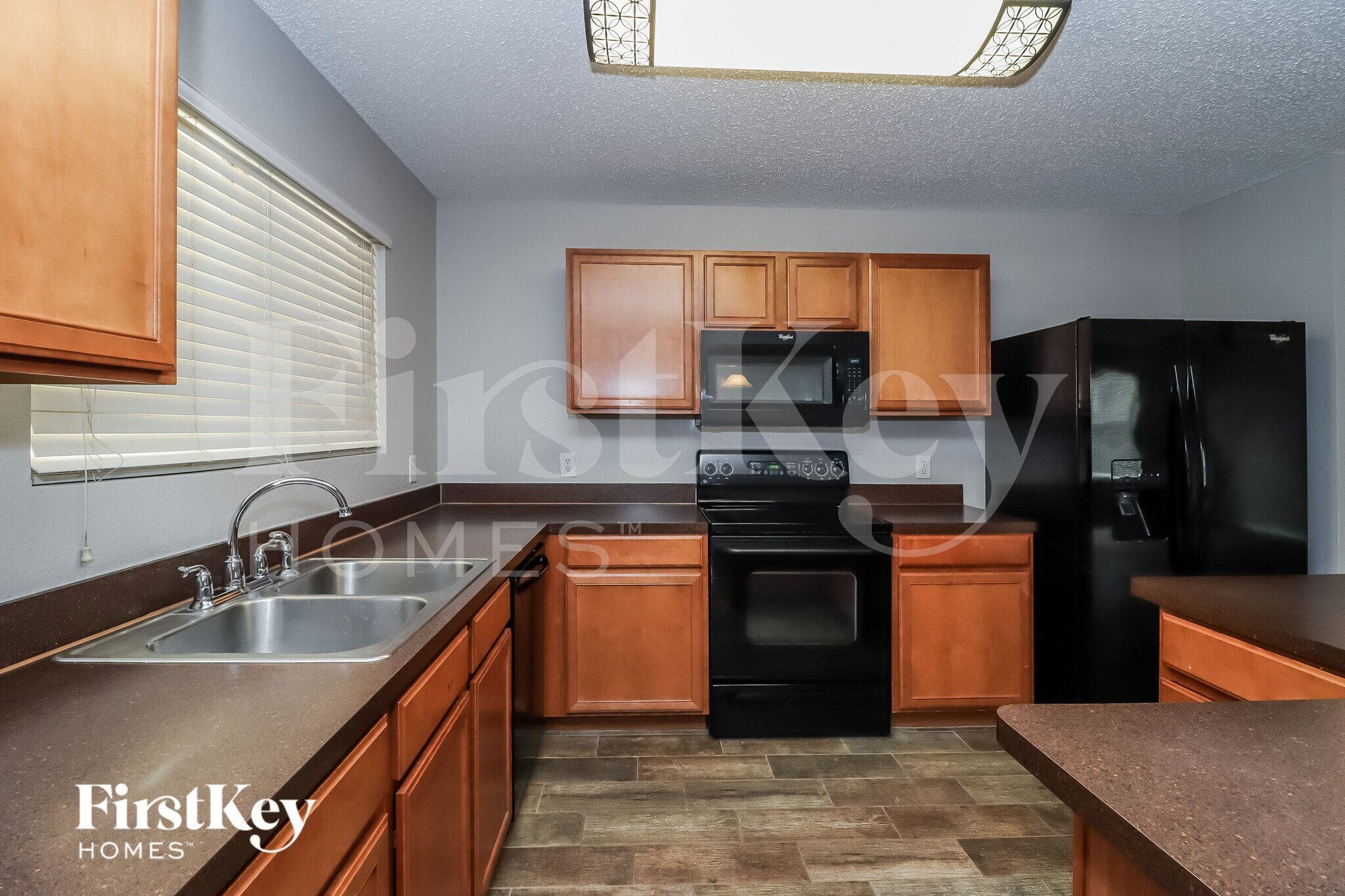 Building Photo - 6200 Winnebago Ct