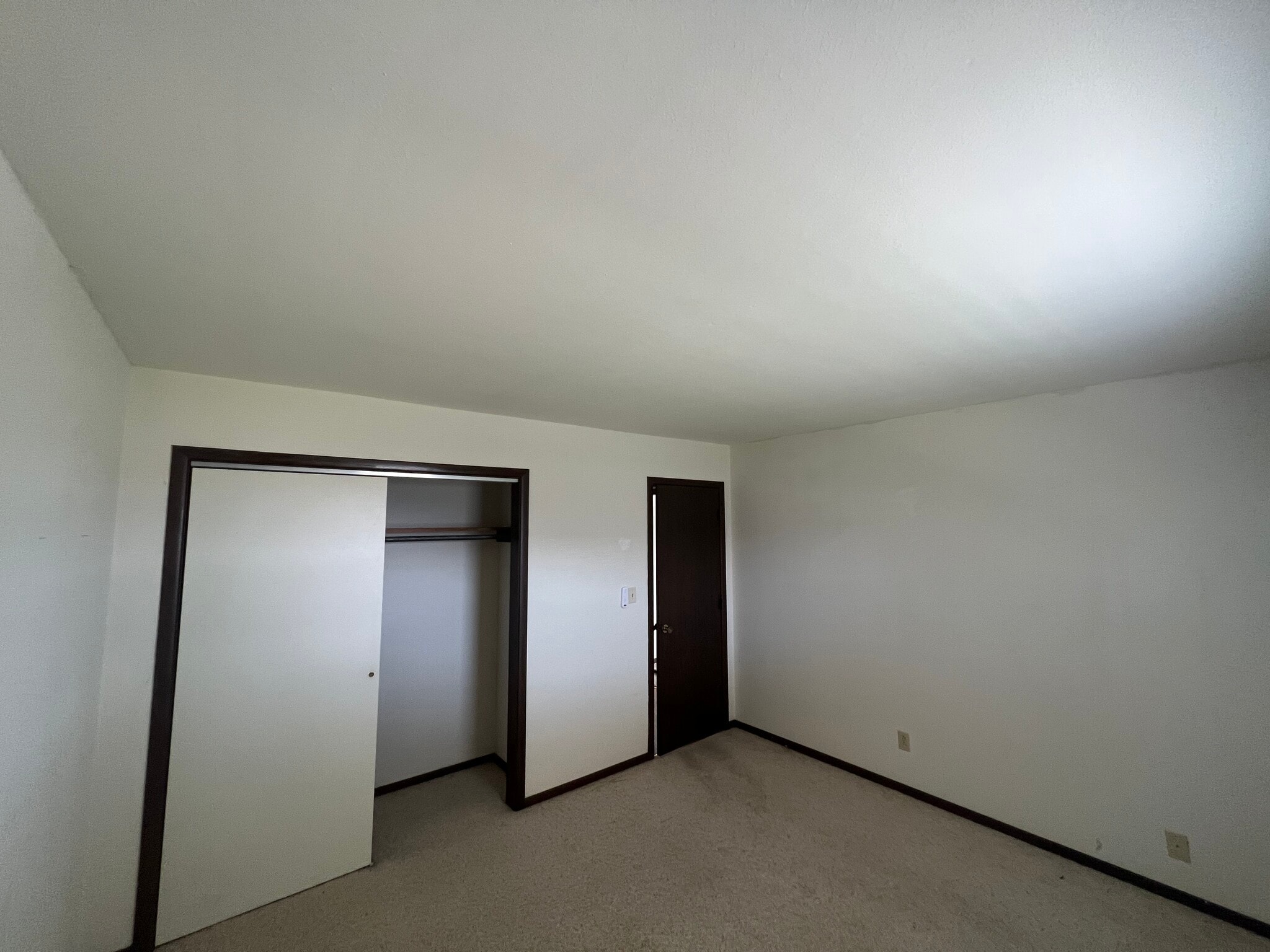 Building Photo - 609 Denver St