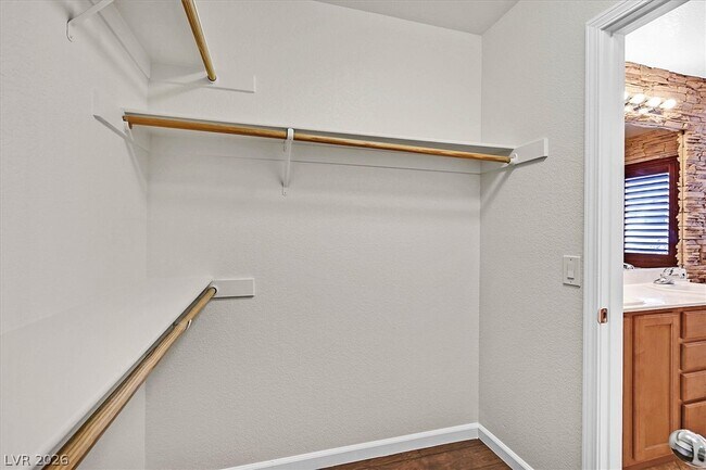 Building Photo - 5840 Coconut Creek St