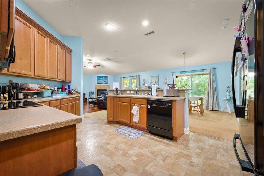 Building Photo - 11829 Carolwood Ln