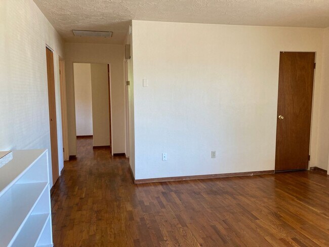 Building Photo - purvis03