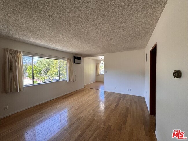 Building Photo - 4168 Brunswick Ave