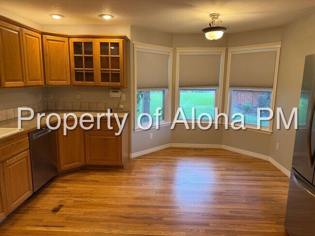 Building Photo - 2213 N Bryson Rd