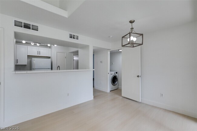 Building Photo - 2300 E Silverado Ranch Blvd