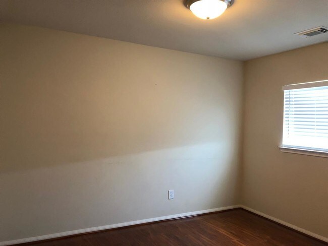 Building Photo - 3427 Cheviot Hills Ln