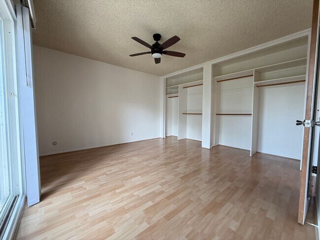 Building Photo - 9235 Creemore Dr