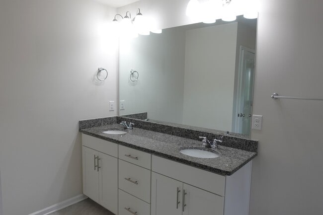 Building Photo - 24 Noble Wing Ln