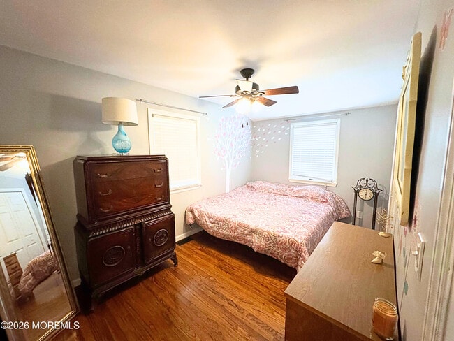 Building Photo - 524 Pennsylvania Ave