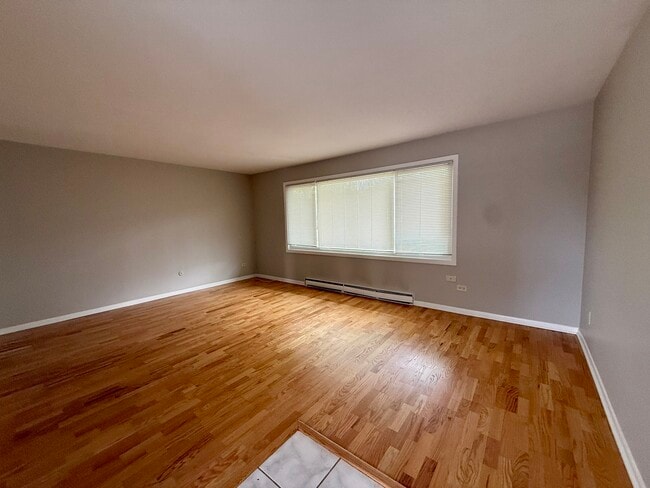 Building Photo - 6864 W Lode Dr