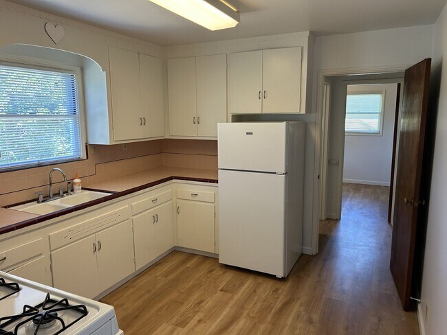 Building Photo - Beautiful 4 Bedroom, 2 Bath Eastside Vallejo Home