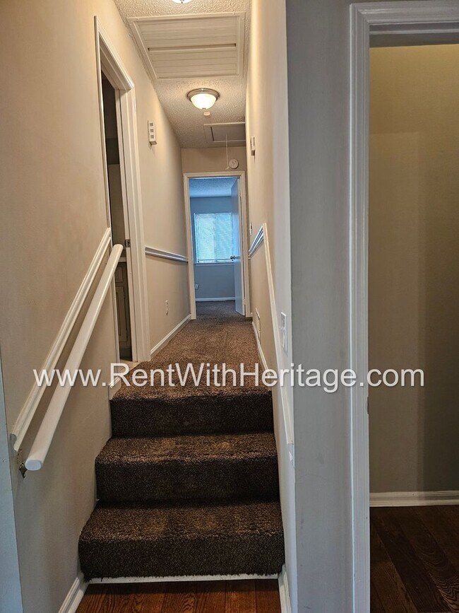 Building Photo - Gorgeous 4bd / 2.5 in Popular Arbor Statio...