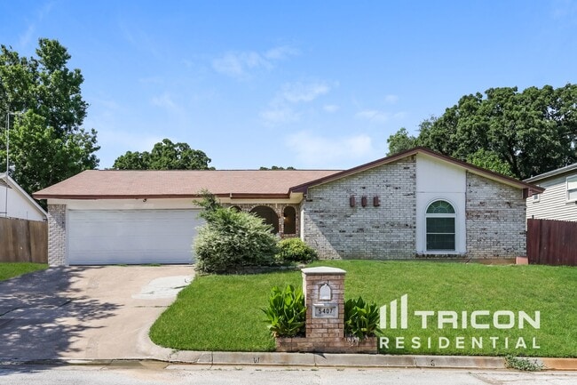 Primary Photo - 5407 Marshfield Ct