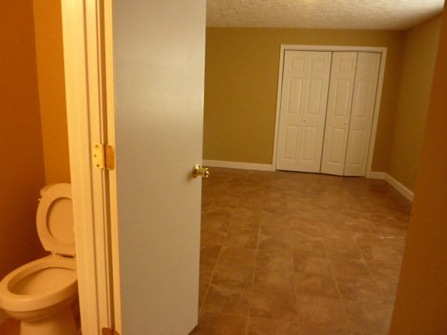 Building Photo - 1170 Kings Mill Run N