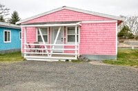 Building Photo - 1757 SR 105