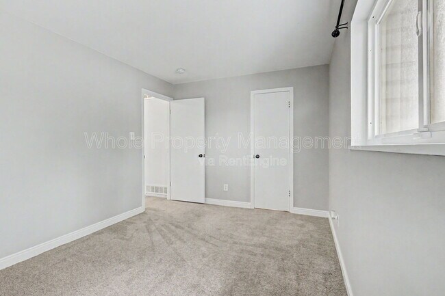 Building Photo - 11789 Pennsylvania St