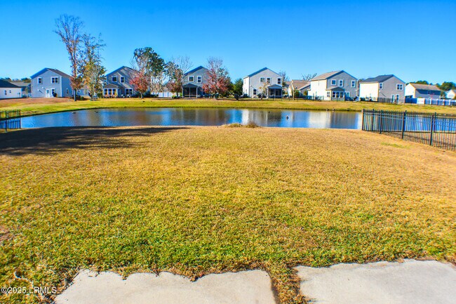 Building Photo - 48 Pennyroyal Way