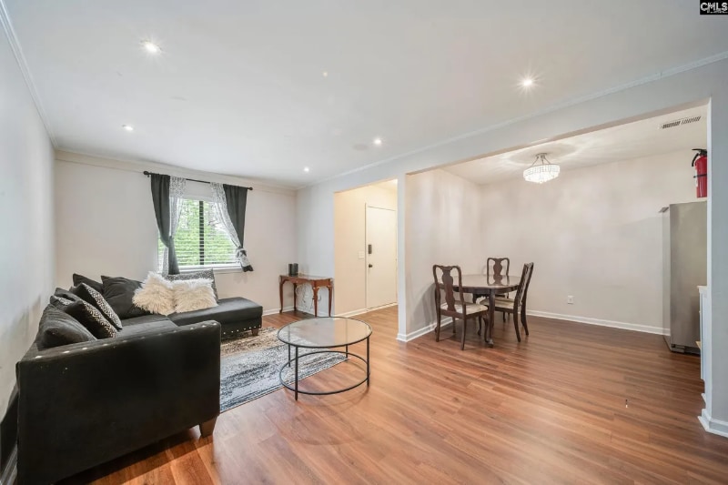 Building Photo - 1680 Horseshoe Dr