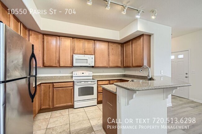 Building Photo - 10550 Paris St