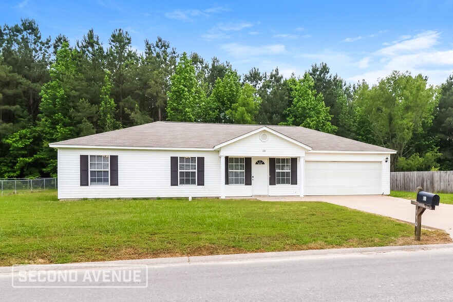 Primary Photo - 110 Maplewood Dr